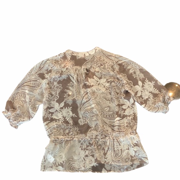 Suzy Shier Spring Blouse - Picture 2 of 8